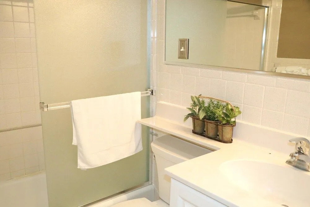 Jamaica Royale - T41 - 2 Br Condo