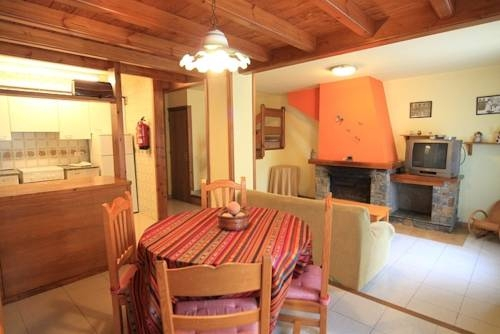 Apartamentos Rurales Les Barnedes