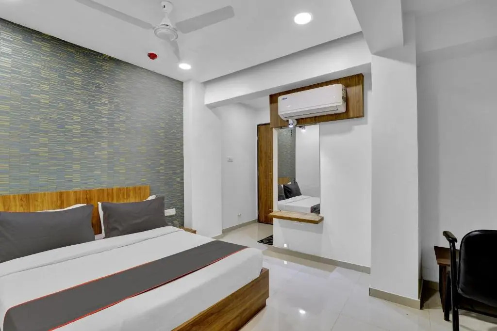 Hotel Royal Mansion, Gandhinagar