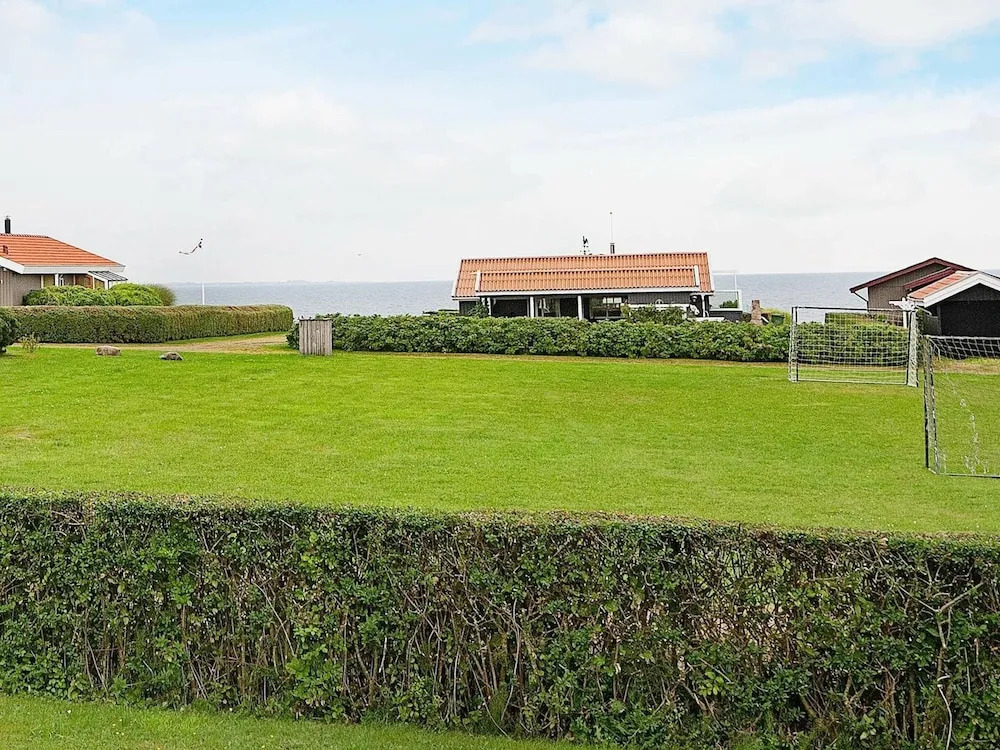 Vibrant Holiday Home in Juelsminde near Sea