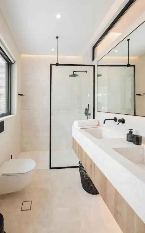 Elia Cove Luxury Villas & Residences