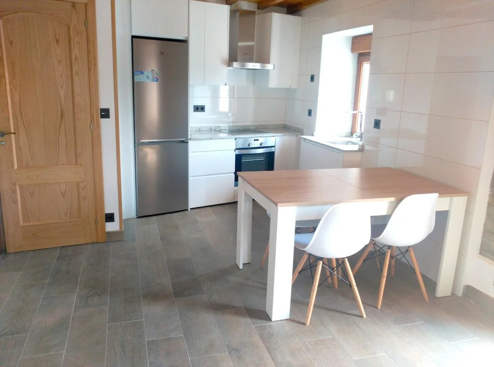 House With 2 Bedrooms in Luarca, With Wonderful Mountain View and Balc