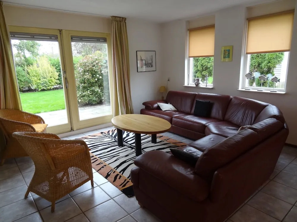 Spacious Home With Wifi at 200 m. From the Beach