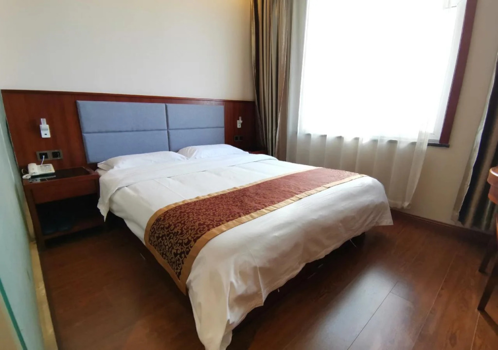 Beijing Blue Peacock Business Hotel