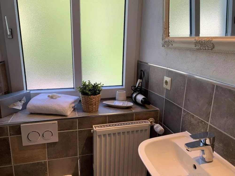 Moselland Hotel im Enderttal Zum Onkel Willi