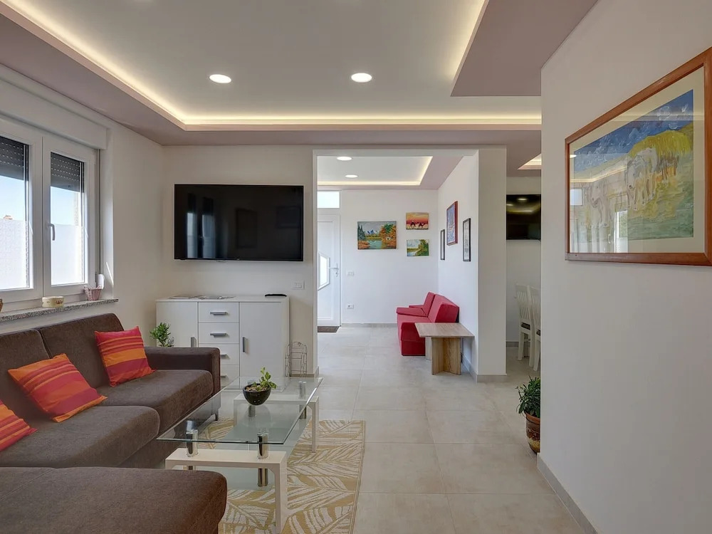 Apartment in Croatia Near Stunning Coastline