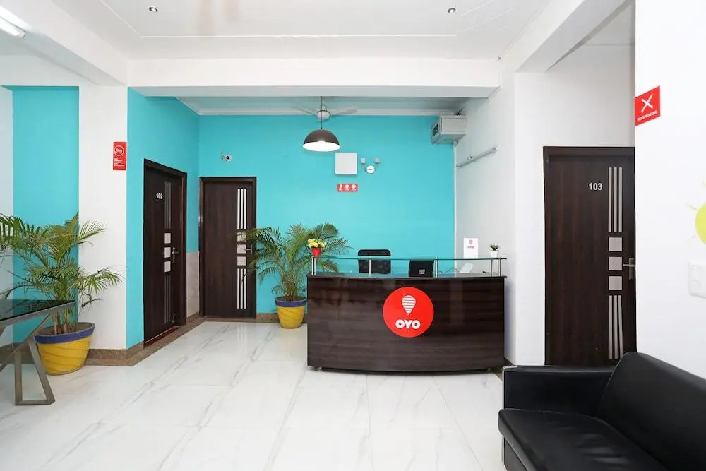 OYO 10928 Go Rooms