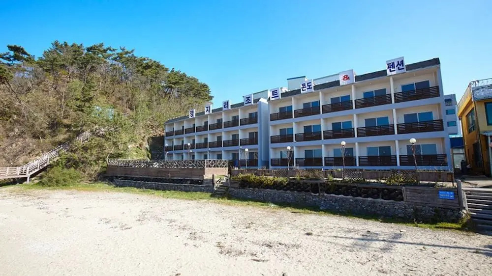 Yangji Resortel