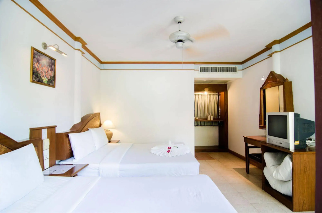 Sea Garden Resort & Spa, Haadrin