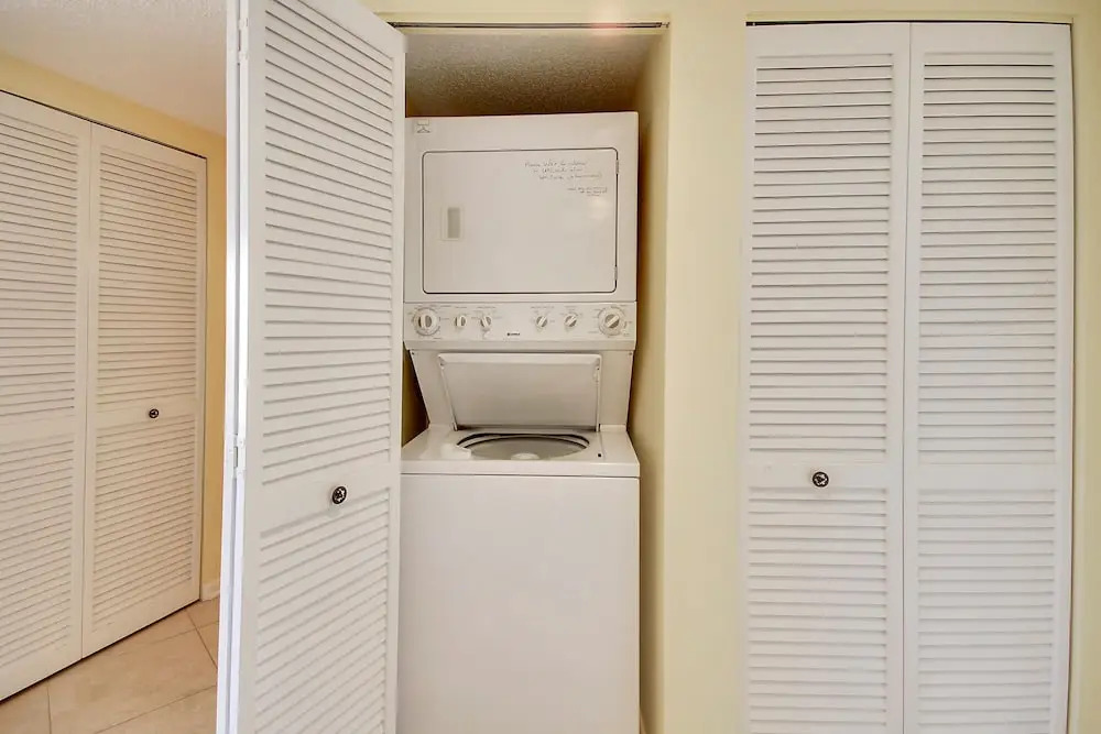 Land's End 304 Building 1 -lovely Updates/near Pool/bay Views