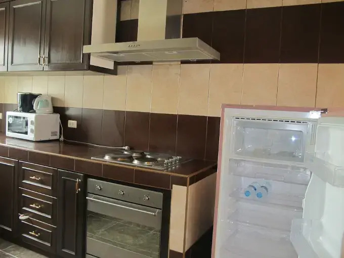Rouge Service Apartments, Soi Buakhao
