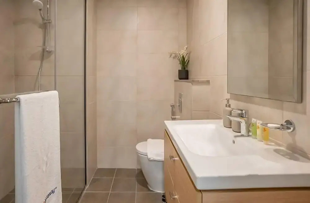 Elegant 2BRApt In Damac Hills 2