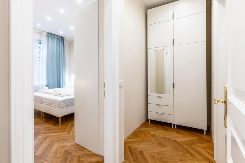 Spacious 2 bedroom apartment nearby center