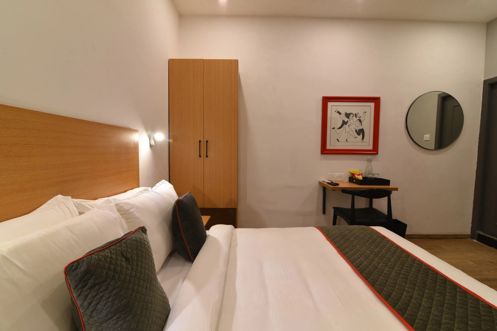 Super Townhouse Royapettah Near U.S Consulate