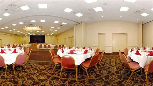 Howard Johnson Inn Conference Center Springfield