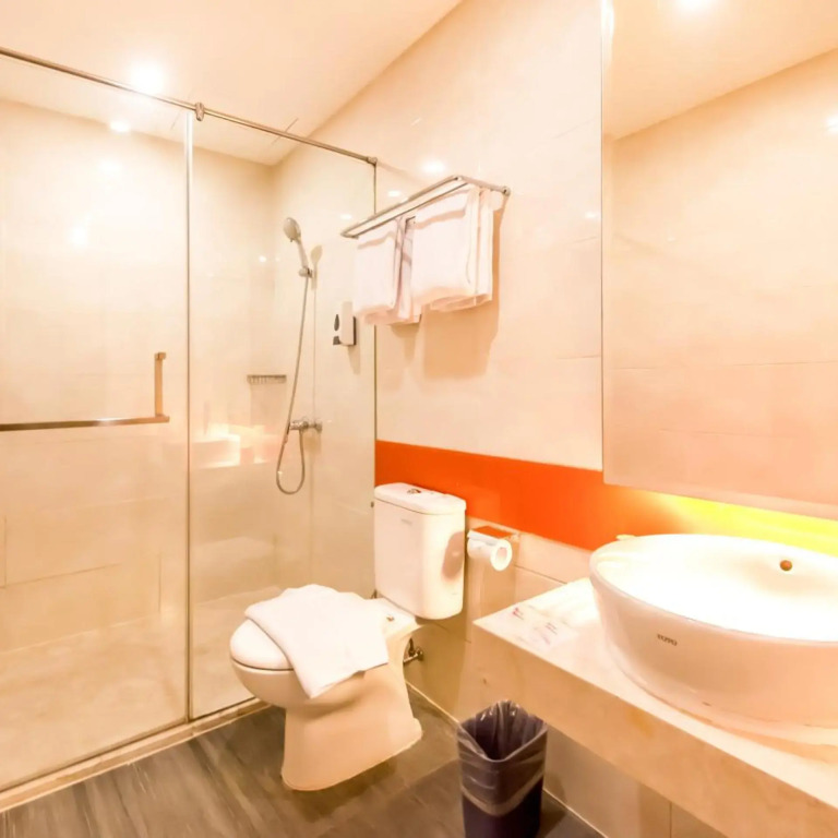 Bassura City Standard Family Room - Lin Pro 7