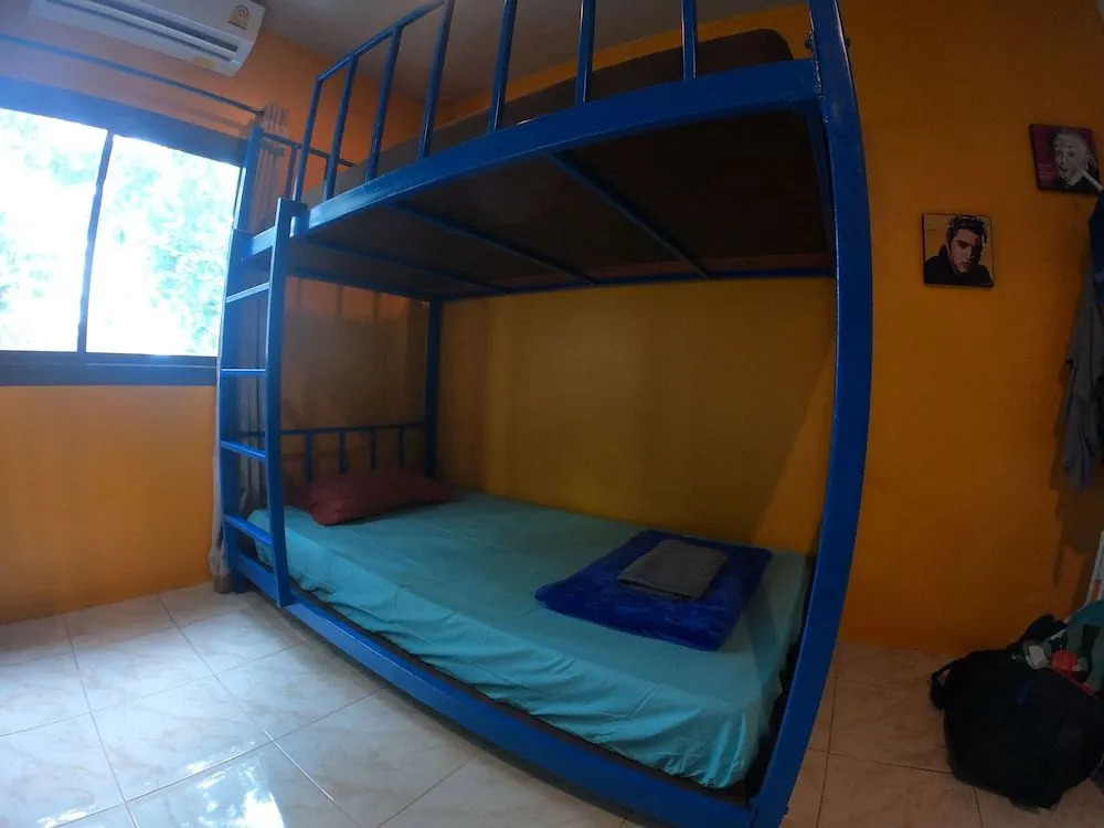 SLEEPYHEADHOSTEL