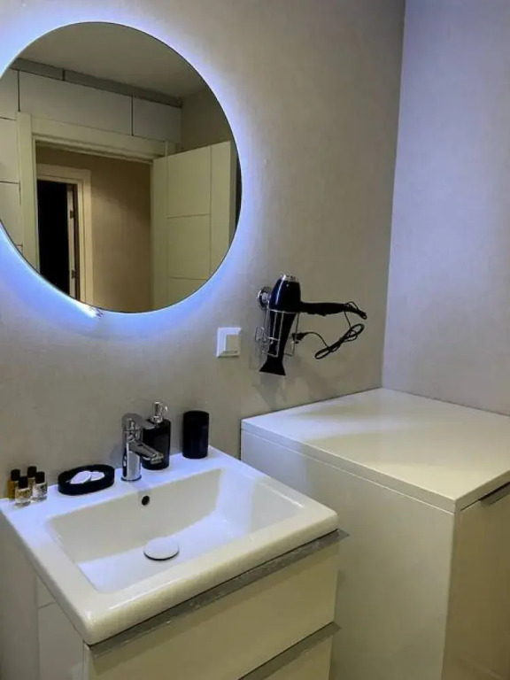 Modern 1 1 Apartment w Terrace Near Mail of IST