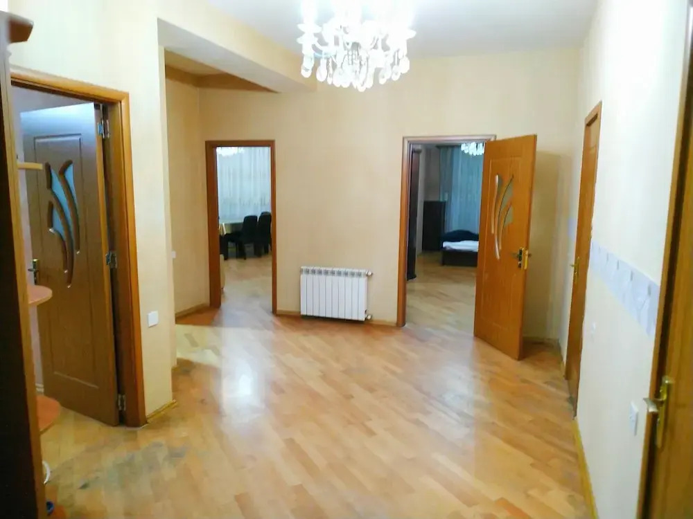 Bakuvi Tourist Apartment B085