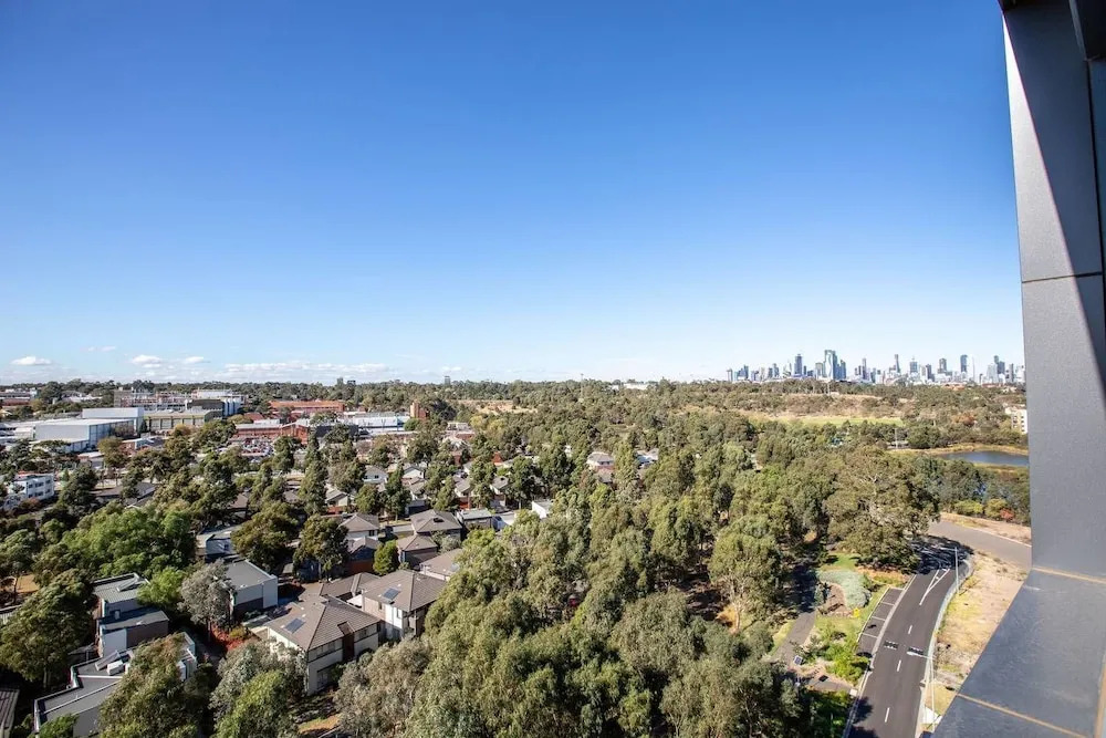 Comfy Sweet Home in Parkville with Netflix