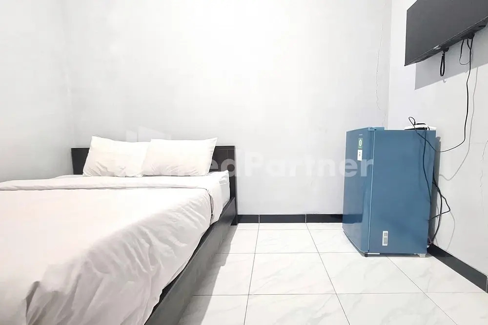 Vins Homestay Kroya Mitra RedDoorz