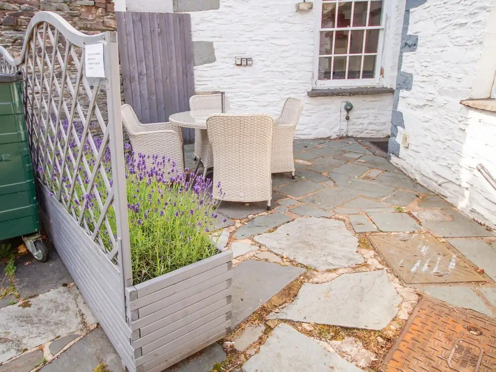Old Bakers Cottage ground floor apartment centrally located in Grasmere with patio area
