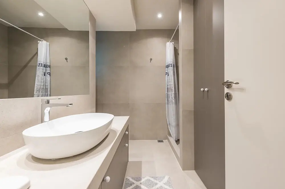 Lovely 2 Bedroom Apartment Vouliagmeni