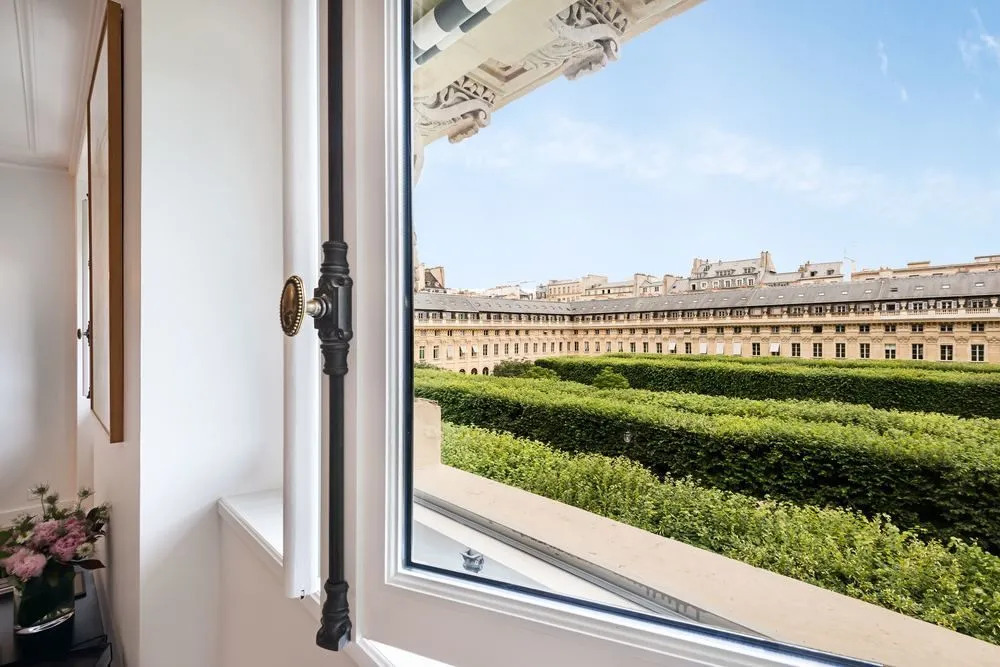 Palais Nouveau - Two Bedroom Condo