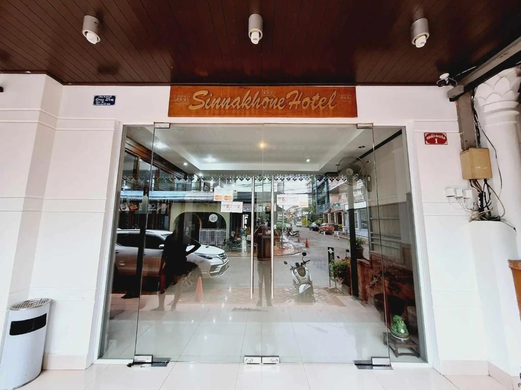Sinakhone Vientiane Hotel