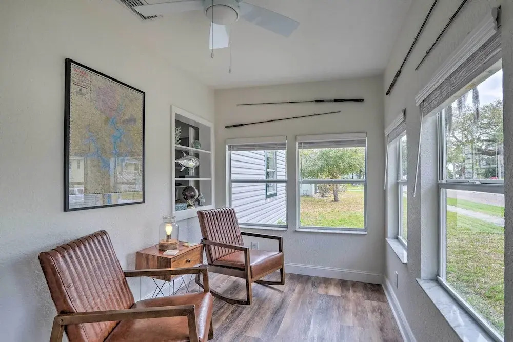 Tampa Bay Area Cottage w/ Gas Grill and Fire Pit