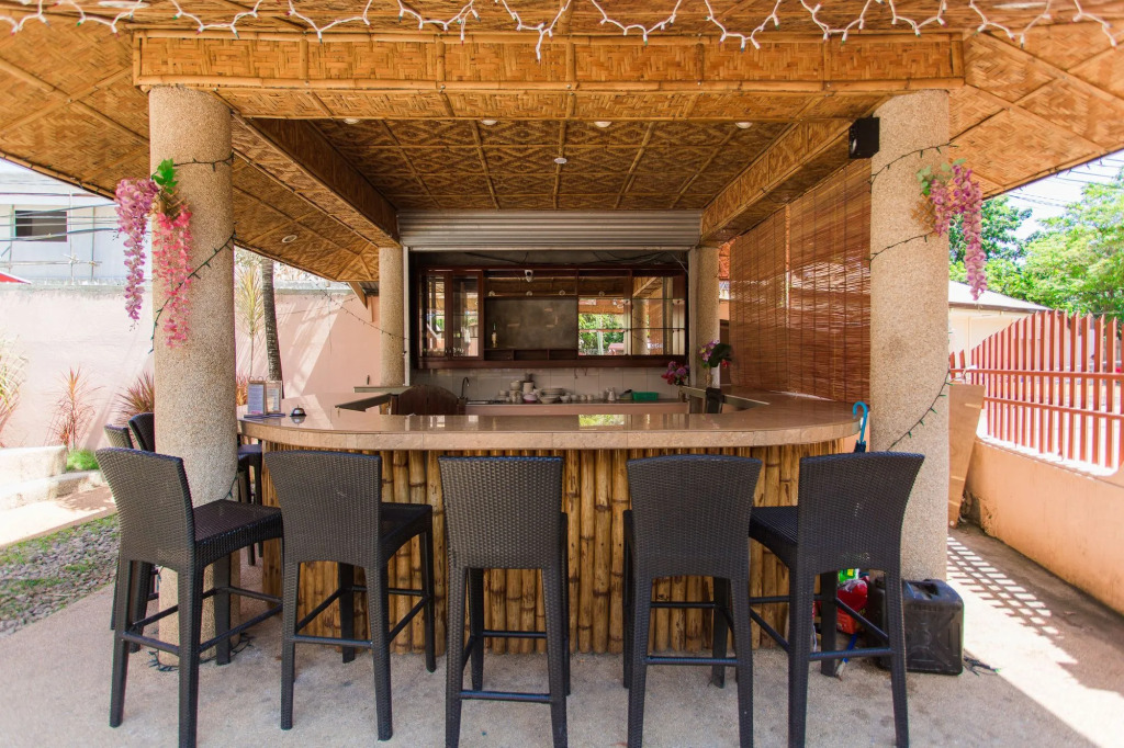 Conrada's Place Hotel and Resort