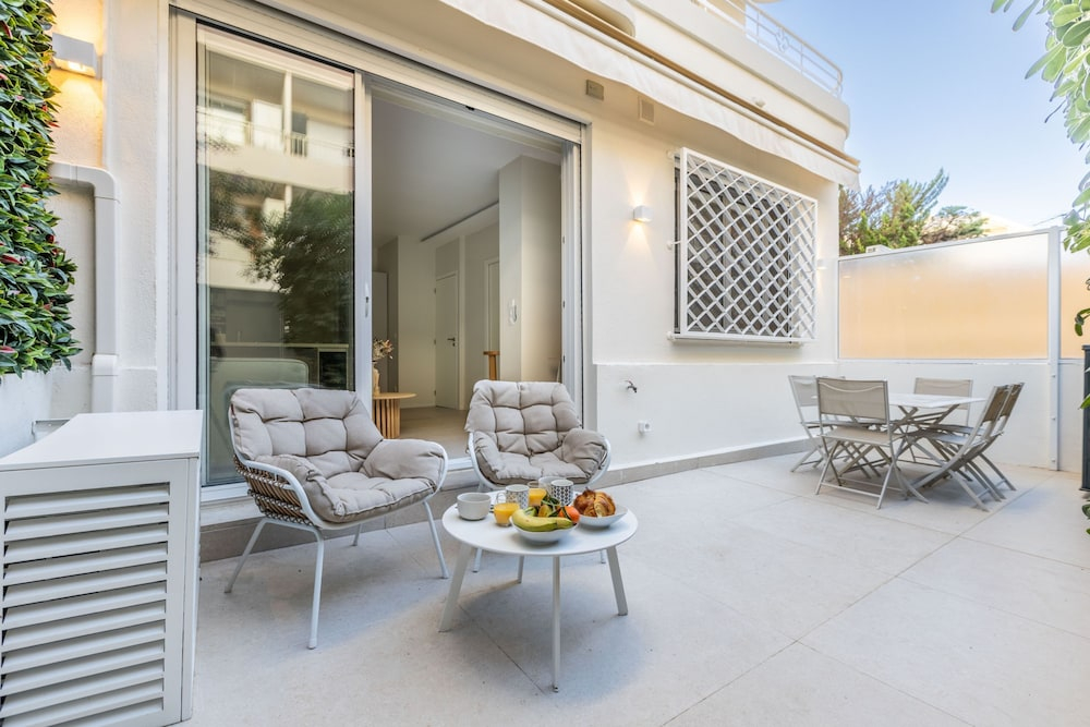 2 Chambres-terrasse-pointe Croisette A2b267
