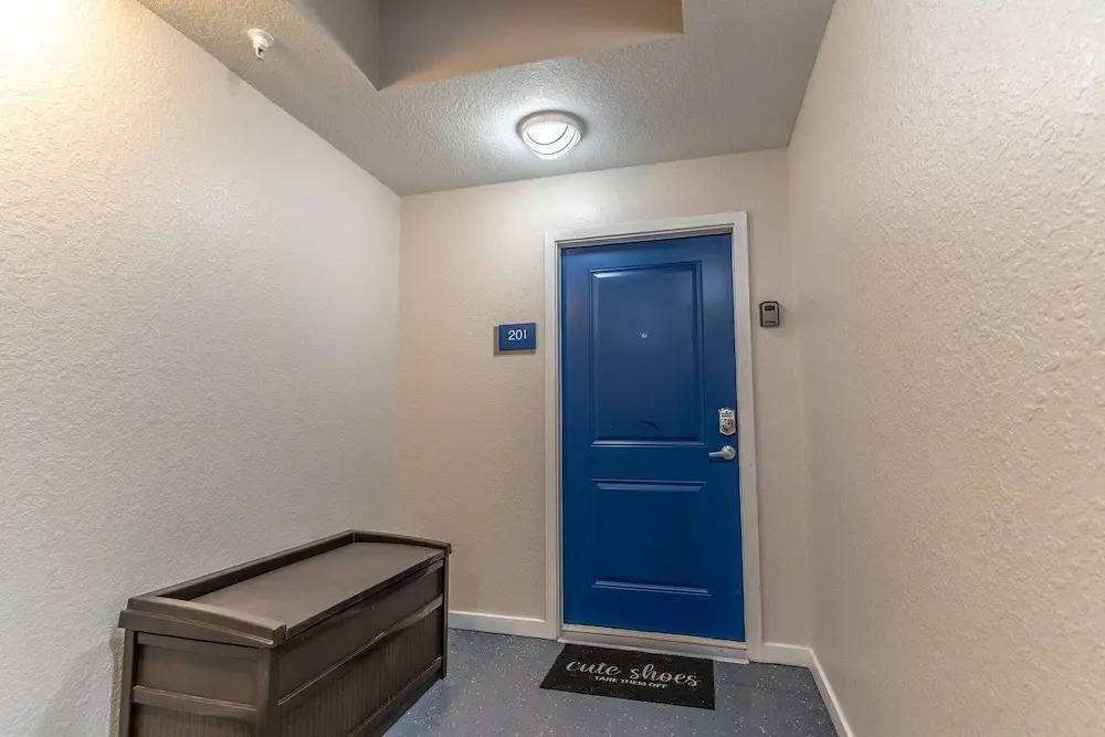 4013 Vista Cay
