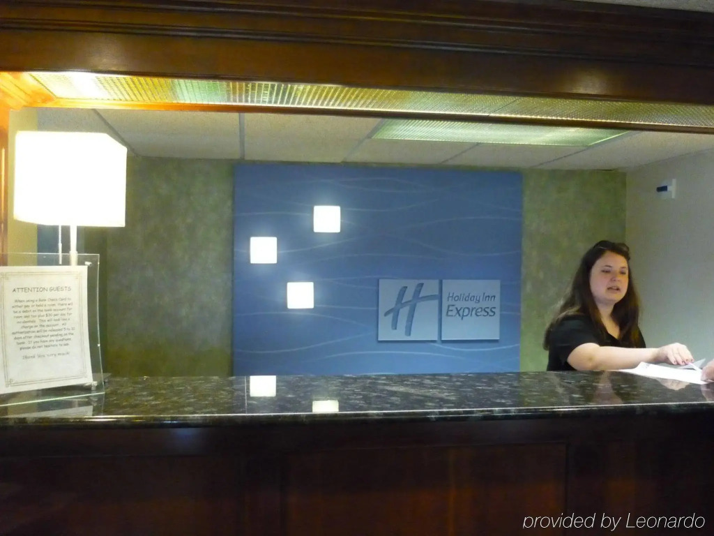 Holiday Inn Express Beloit