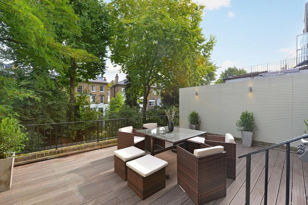 The Stunning Chelsea Gem - CCBE