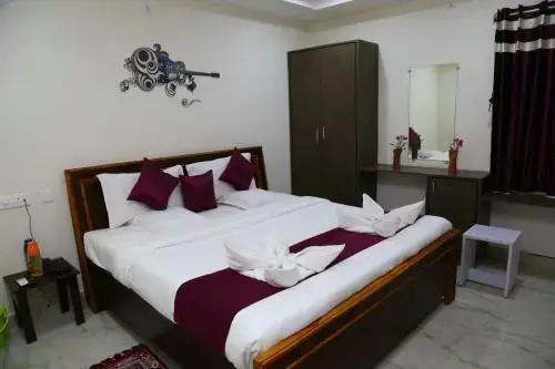Homey Suites - Vizag Beach