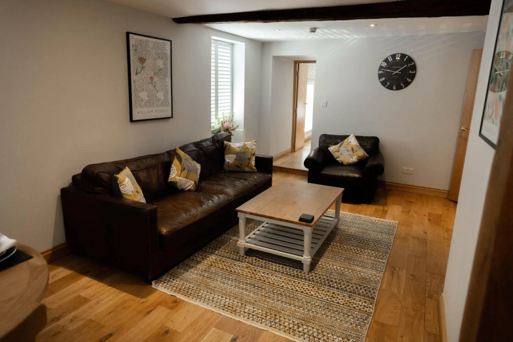 Serviced Guest ApartSuites The Unicorn