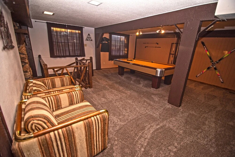 Huge Ruidoso W/ Game Room, Pool, 2 Balconies, 2 Kitchens - Sleeps 17! 6 Bedroom Condo by RedAwning