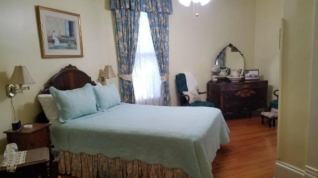 Ivy Bed and Breakfast