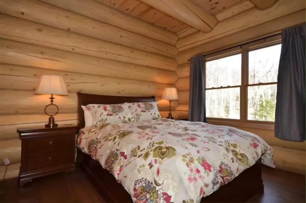 Chalet Four Bears