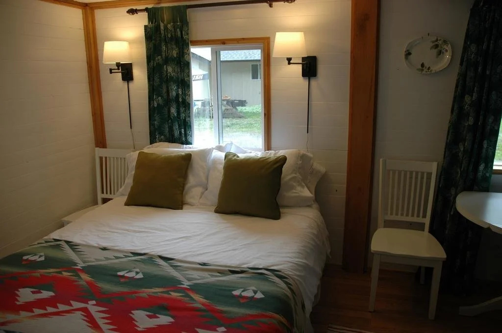 The Rusty Antler Guest Cabin