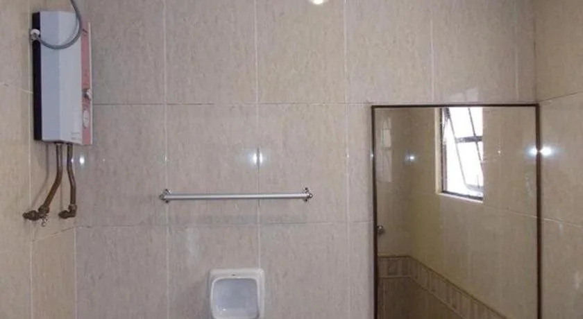 Hotel Golden Wings