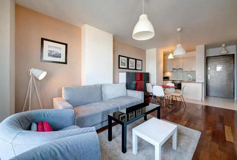 SEA TOWERS Panorama Apartments by Noclegi Renters