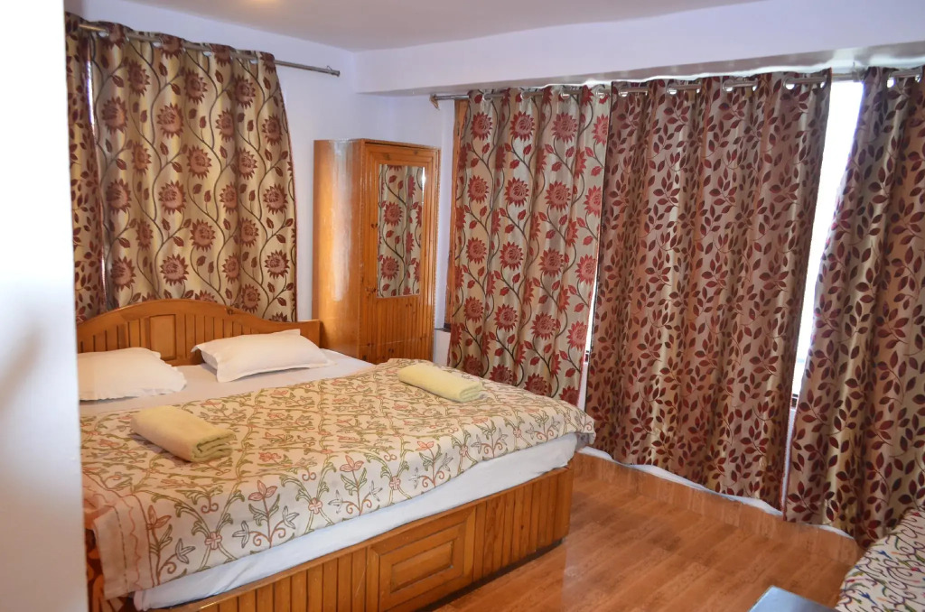Hotel Palestine
