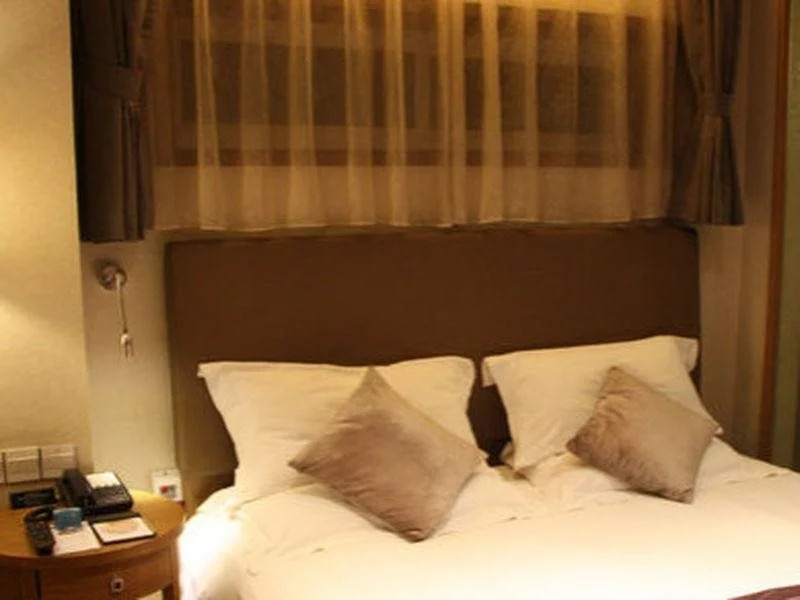 Taiyuan Tongluowan Square Heyi Hotel