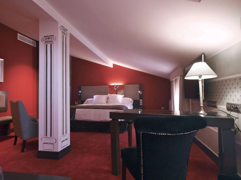 Costa Esmeralda Suites