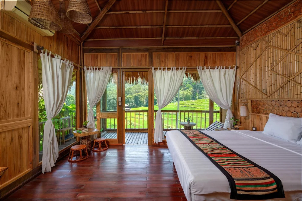 Puluong Luna Resort