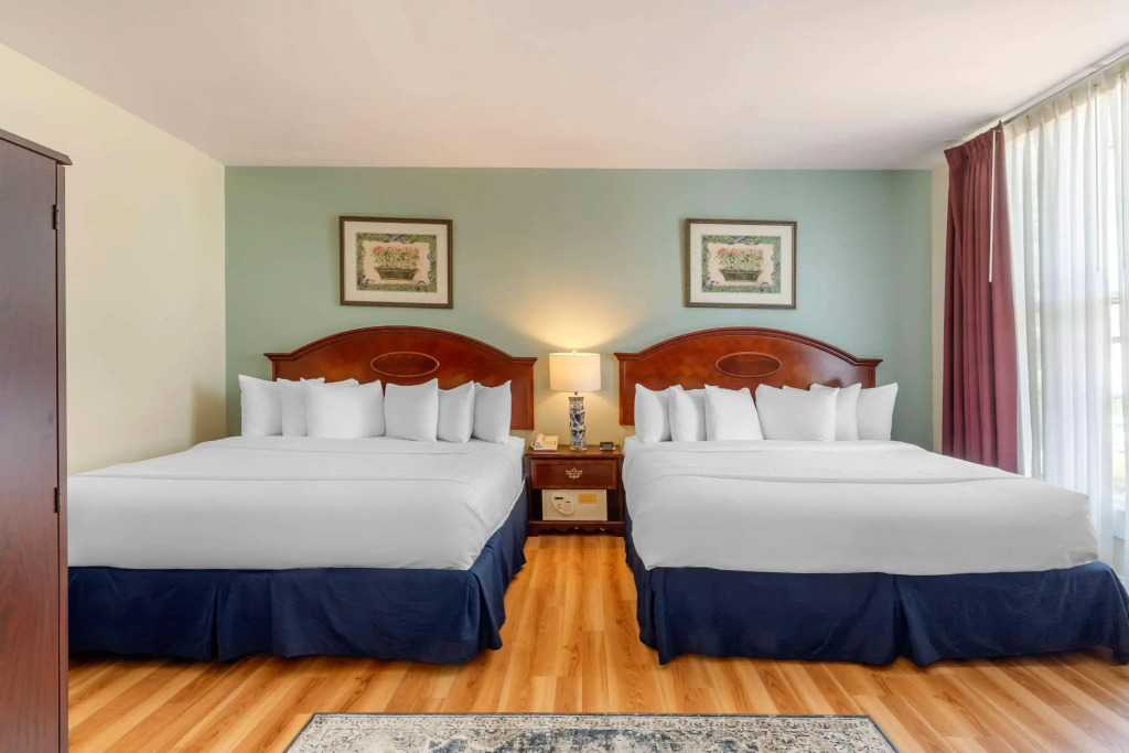 The Carriage House Inn Newport