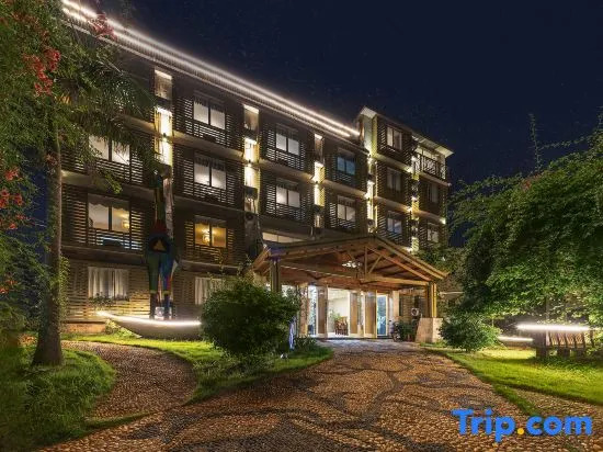 Beihai Weizhou Island Lanwan Art Hotel