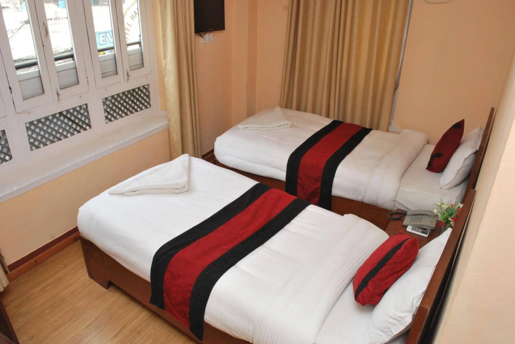 Hotel Travelers Home